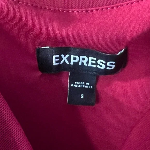 Express Scarlet Dress - Picture 2 of 5